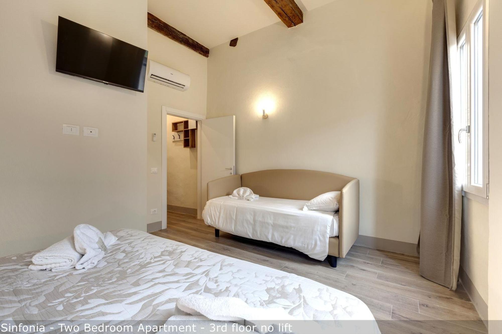 Opera - Sinfonia - Minuetto - Melody Apartments By Mamo Florence Room photo